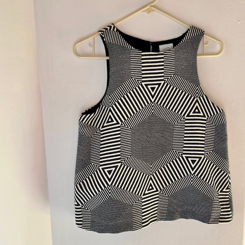 Crop Escher print tank top